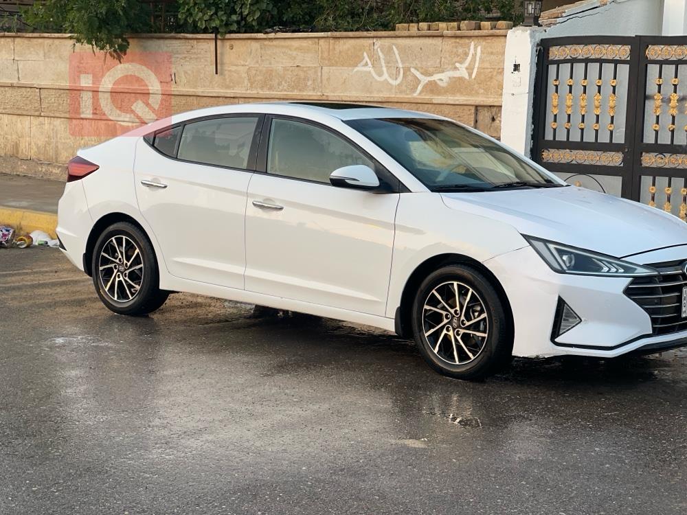 هيونداي النترا